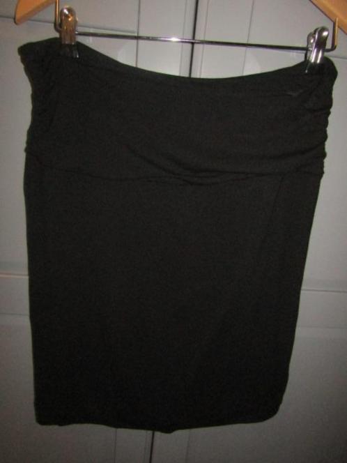 G313 SAO PAULO mt 38 rok zwart tricot gedrapeerd, Kleding | Dames, Rokken, Zo goed als nieuw, Maat 38/40 (M), Zwart, Knielengte
