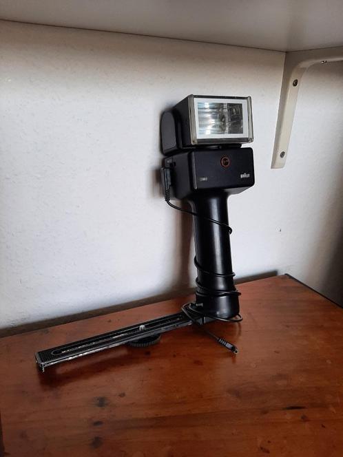 flitser Braun, Audio, Tv en Foto, Fotografie | Flitsers, Gebruikt, Overige merken, Kantelbaar, Ophalen of Verzenden