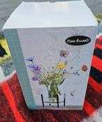 Home Accents Vaas Voor Bloemen
Hoogte 22 Cm
Breed 10 Cm, Ophalen of Verzenden, Zo goed als nieuw, Overige kleuren, Minder dan 50 cm