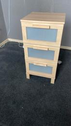 Houten ladekastje met kunststof frontjes., Ophalen, Minder dan 50 cm, Gebruikt, 3 of 4 laden