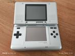 Nintendo DS zilver met opbergkoffer en 11 spelletjes, Spelcomputers en Games, Spelcomputers | Nintendo DS, Met games, DS Original of Phat