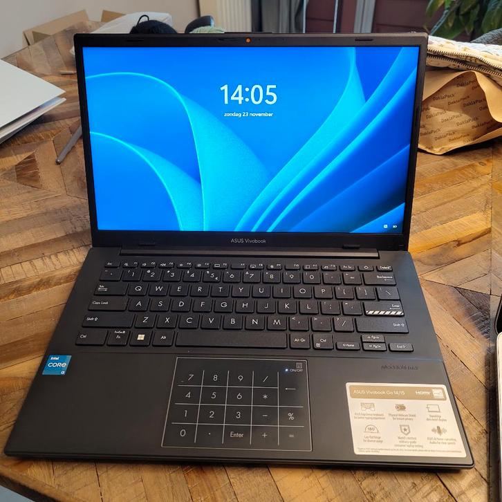 Asus Vivobook Go 14, Computers en Software, Windows Laptops, Zo goed als nieuw, 14 inch, SSD, 2 tot 3 Ghz, 8 GB, Qwerty, Ophalen