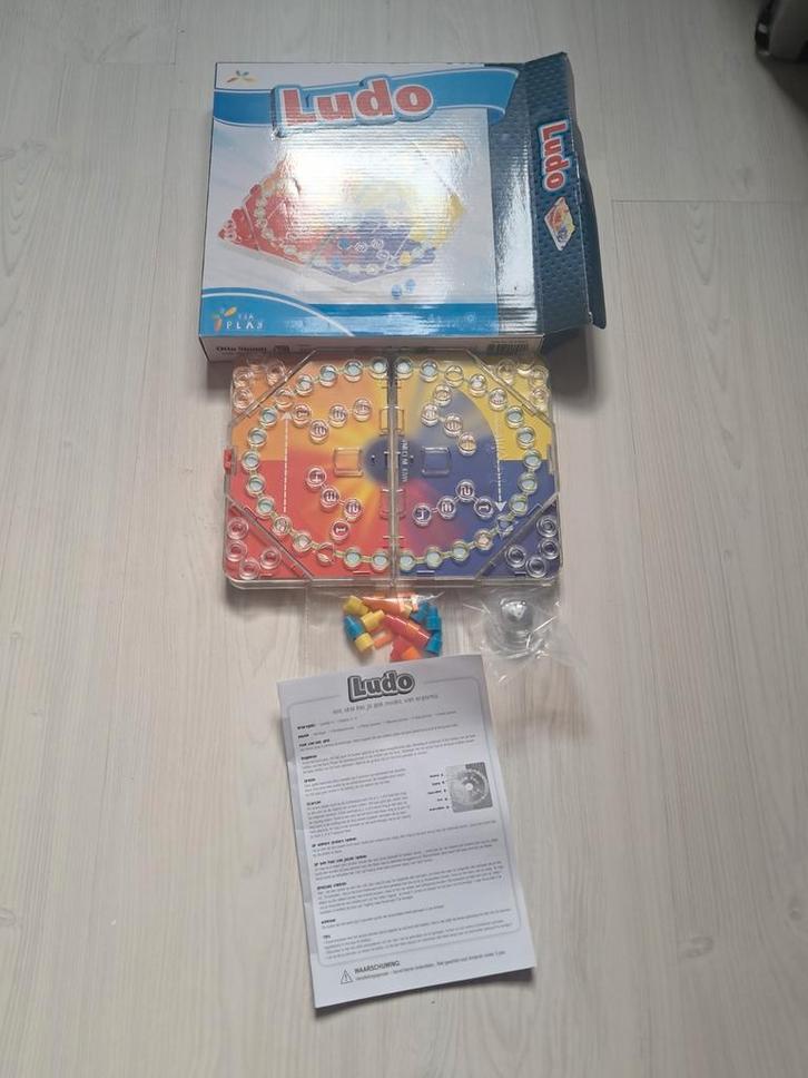 Ludo bordspel, Hobby en Vrije tijd, Gezelschapsspellen | Bordspellen, Nieuw, Ophalen of Verzenden
