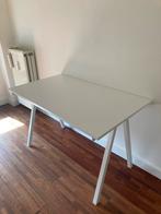 Ikea Trotten Bureau - Wit, Huis en Inrichting, Bureaus, Ophalen, Zo goed als nieuw