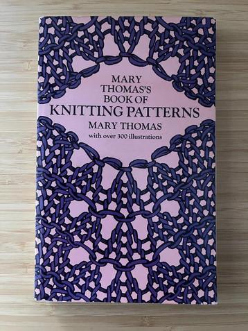 Mary Thomas's Book of Knitting Patterns beschikbaar voor biedingen