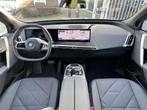 BMW iX xDrive40 Business Edition Plus 77 kWh Dr.ass.pro|comf, Te koop, Zilver of Grijs, Geïmporteerd, 2340 kg