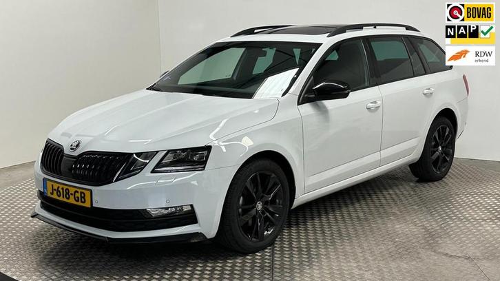 Skoda Octavia Combi 1.5 TSI Greentech Sport Business benzine, Auto's, Skoda, Bedrijf, Te koop, Octavia, ABS, Achteruitrijcamera