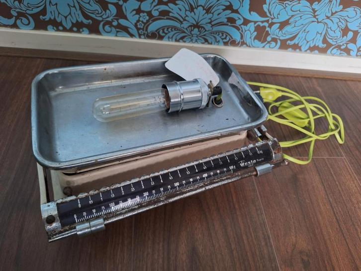 Babyweegschaal Lamp - Vintage Industrieel Design, Antiek en Kunst, Antiek | Lampen, Ophalen