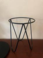 Metalen Onderstel - Bloempot of Tafeltje, Ophalen of Verzenden, Gebruikt, Metaal