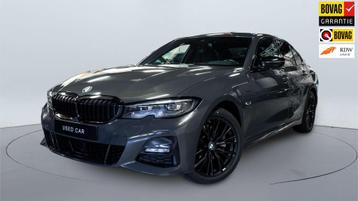 BMW 3-serie 320e M Sport|High executive|Shadow-line|HUD|Adap beschikbaar voor biedingen