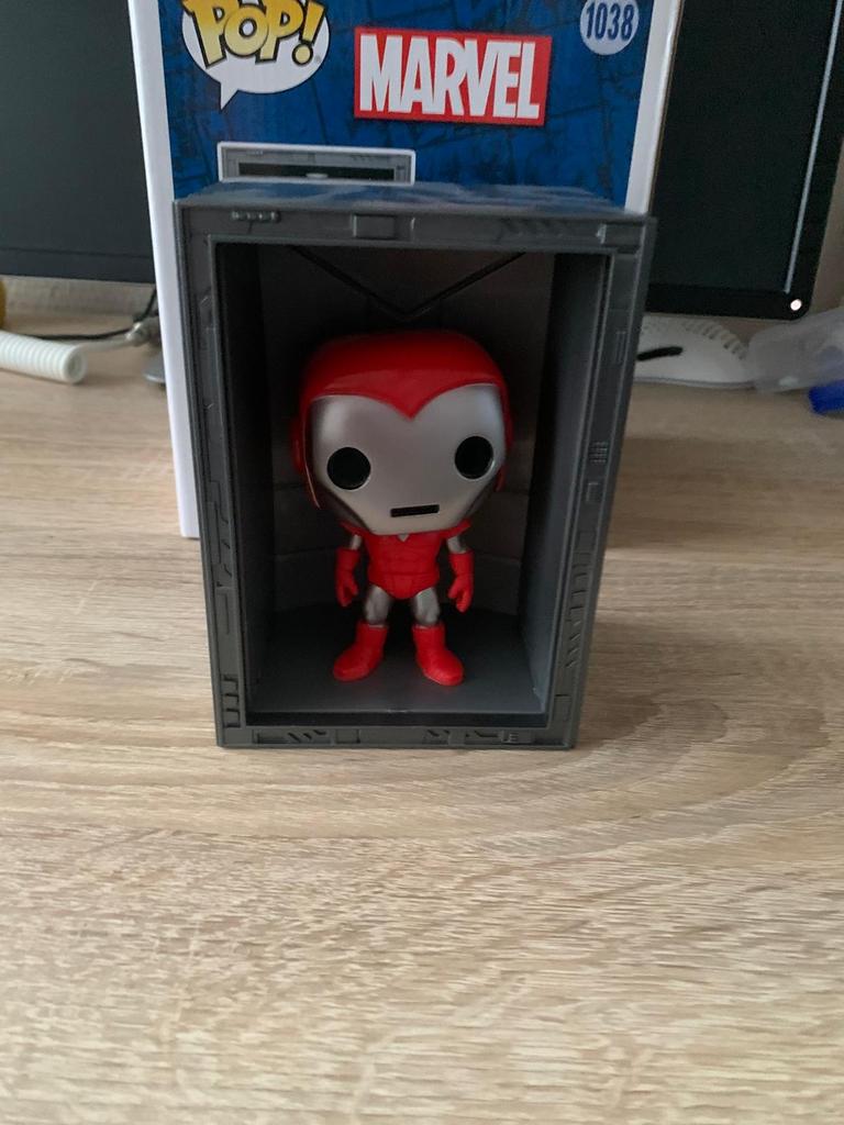 Iron Man Funko Pop - Hall of Armor Model 8, Ophalen, Zo goed als nieuw