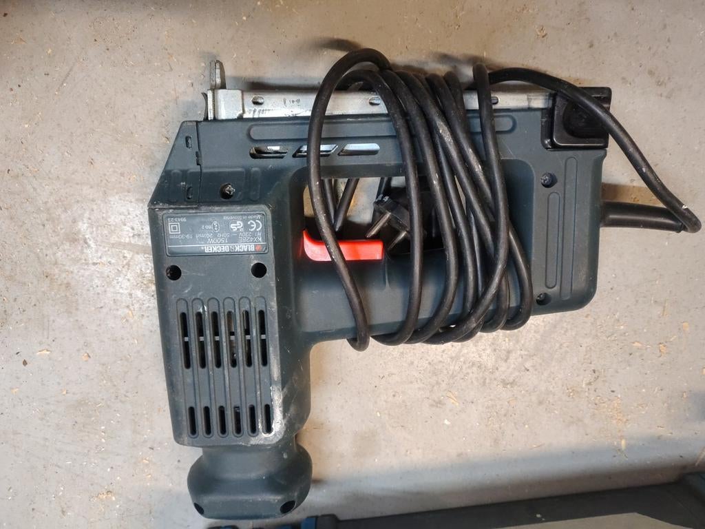 Handmatige & Elektrische Nietmachine + Nieten, Doe-het-zelf en Verbouw, Ophalen, Gebruikt