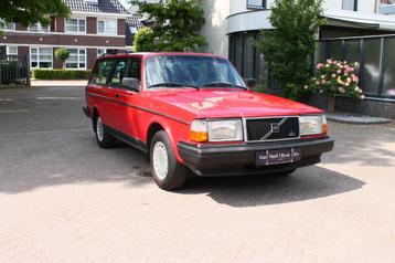 Volvo 240 2.3i Polar beschikbaar voor biedingen