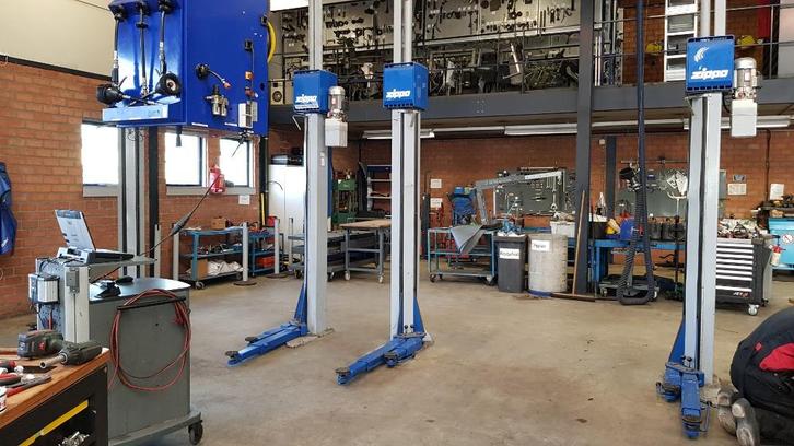 2 koloms hefbrug Zippo 1635 3500Kg hydraulische autobrug Nr2, Auto diversen, Overige Auto diversen, Ophalen