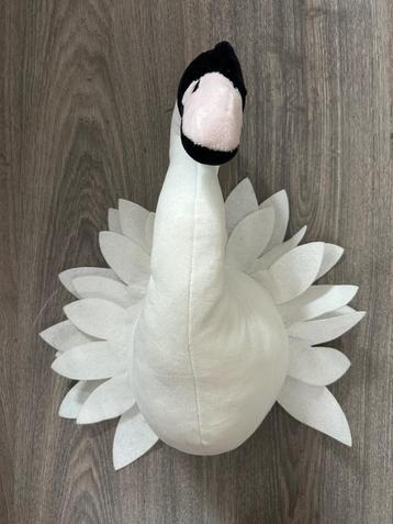 prachtige zwaan wanddecoratie  beschikbaar voor biedingen