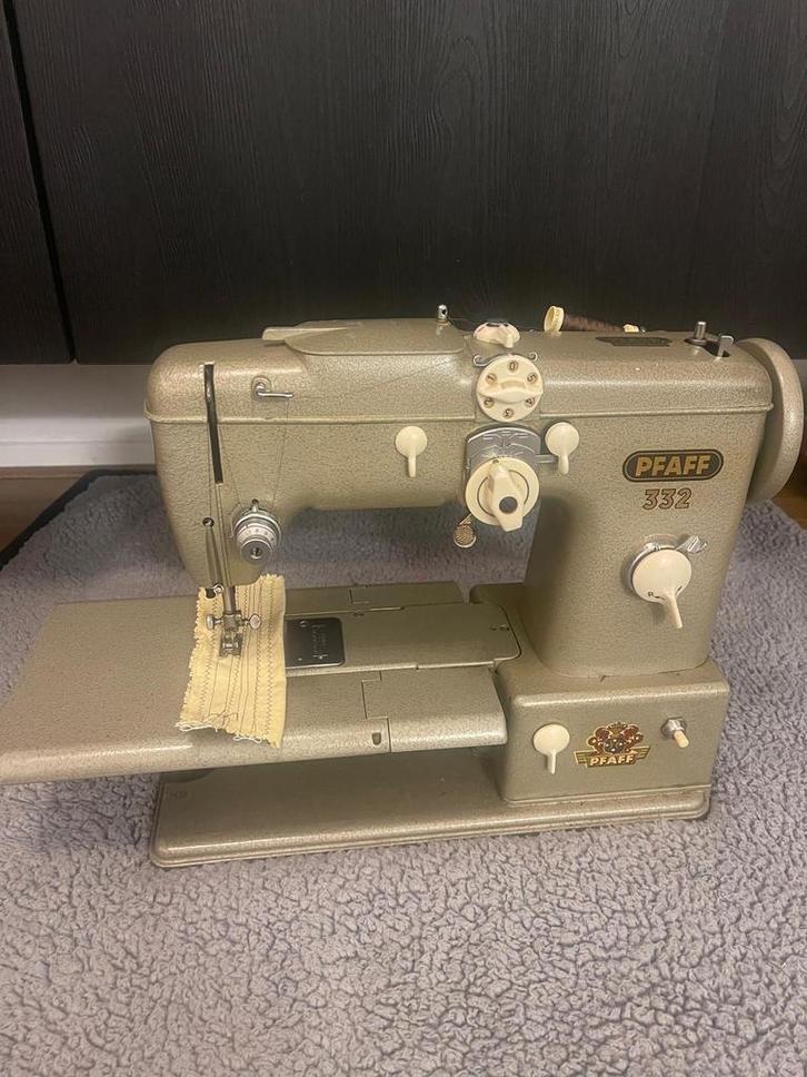 Pfaff 332 Automaat Naaimachine, Hobby en Vrije tijd, Naaimachines en Toebehoren, Gebruikt, Naaimachine, Pfaff, Ophalen of Verzenden