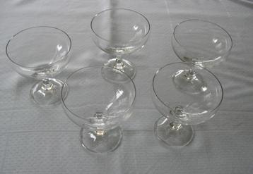 Dessert glazen - IJscoupes - vintage - Saroma beschikbaar voor biedingen