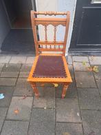 3 houten stoelen met leren zitting, Ophalen