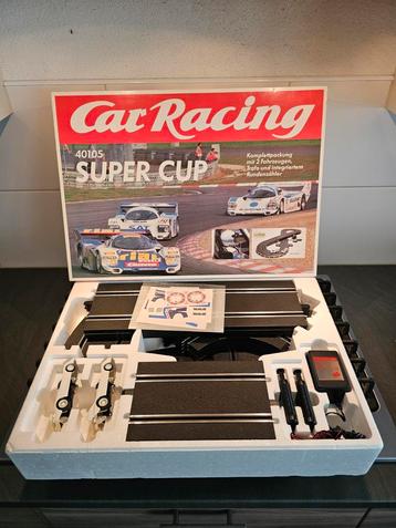 3 dozen racebaan sets en baandelen beschikbaar voor biedingen