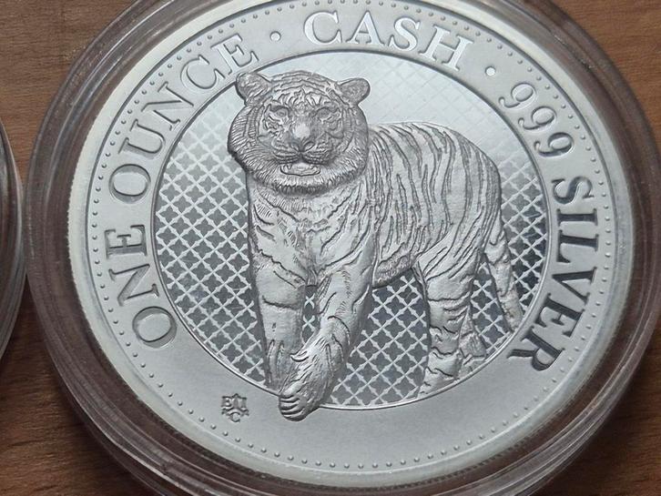 1 tiger verkocht, nog 1 munt over., Postzegels en Munten, Edelmetalen en Baren, Zilver, Ophalen of Verzenden