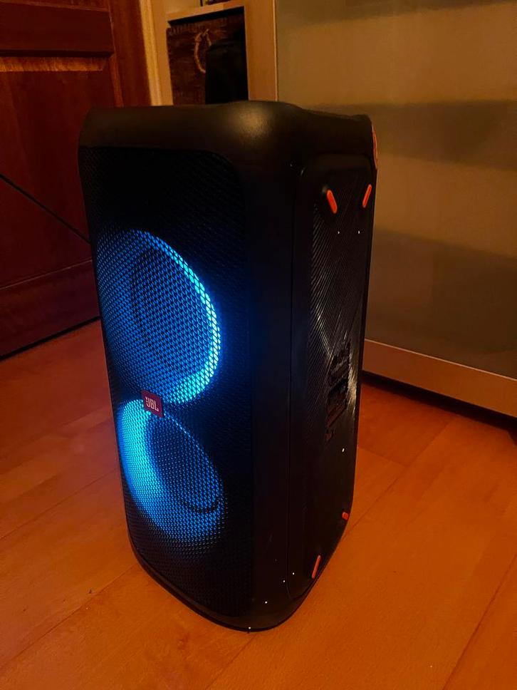 JBL Partybox 100 - in doos!, Audio, Tv en Foto, Luidsprekers, Zo goed als nieuw, Overige typen, 120 watt of meer, JBL, Ophalen of Verzenden