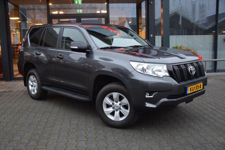 Toyota LANDCRUISER 150 2.8 D-4D 5DRS COMFORT A/T VAN, Auto's, Bestelauto's, Bedrijf, ABS, Airbags, Airconditioning, Centrale vergrendeling