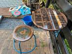 Unieke set ! Epoxy koffietafel, krukje en wandklok !, Ophalen of Verzenden, Nieuw, Overige materialen