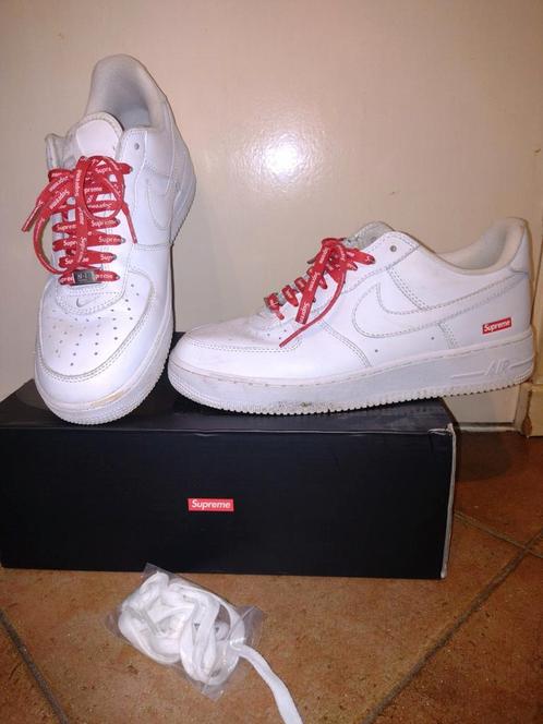 Nike Air Force 1 Supreme maat 43, Kleding | Heren, Schoenen, Zo goed als nieuw, Sneakers of Gympen, Wit, Ophalen