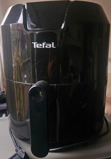 Schoon, degelijk, weinig gebruikt Tefal airfryer xl beschikbaar voor biedingen