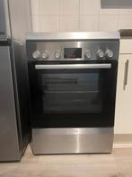 Keurig vrijstaand gasfornuis met oven incl. spatwand, Witgoed en Apparatuur, Ophalen, 4 kookzones, Zo goed als nieuw, Energieklasse A of zuiniger