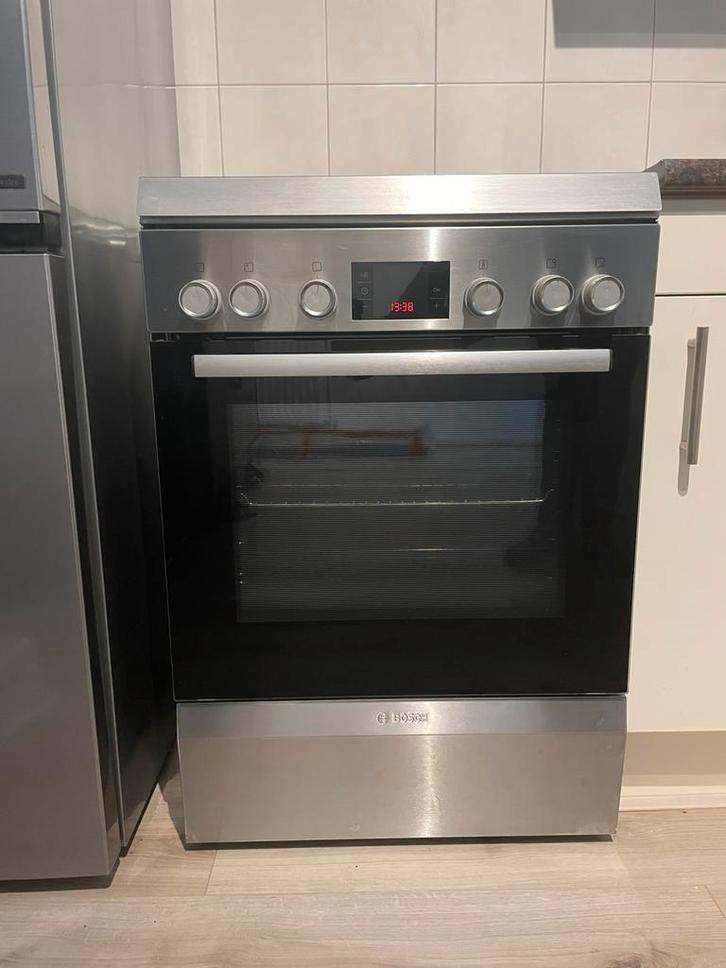 Keurig vrijstaand gasfornuis met oven incl. spatwand, Witgoed en Apparatuur, Fornuizen, Zo goed als nieuw, Vrijstaand, Gas, 4 kookzones