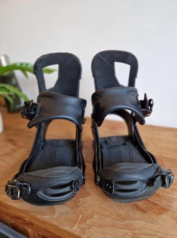 Burton Cartel bindings Large beschikbaar voor biedingen