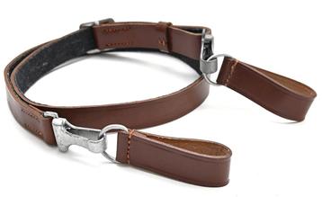 Bruin Leren Luftwaffe Officier Schouderriem beschikbaar voor biedingen