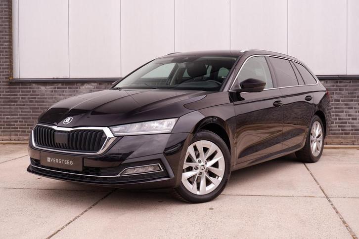 Skoda Octavia Combi 1.5 e-TSI Business Edition Plus Trekhaak, Auto's, Skoda, Te koop, Octavia, ABS, Achteruitrijcamera, Adaptive Cruise Control