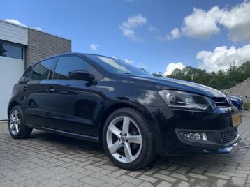 Volkswagen Polo 1.4-16V Highline Automaat NWE APK Leer Airco beschikbaar voor biedingen