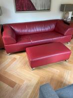 Leolux leren 2,5 zits bank - rood, Huis en Inrichting, Ophalen, Gebruikt, Modern strak, Tweepersoons