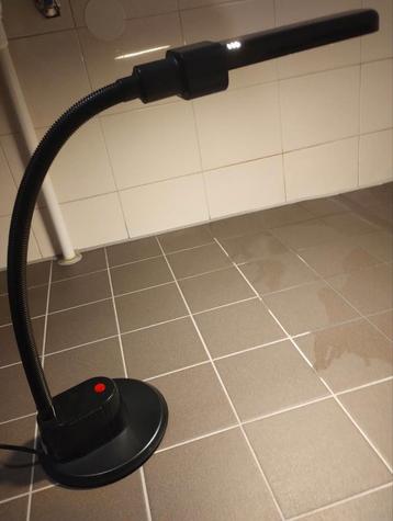 Vintage jaren 70 originele L&S srl bureau lamp model Fluor beschikbaar voor biedingen