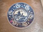 Oud Bord Hollandia Met molen Societe Ceramique Maestricht, Antiek en Kunst, Ophalen of Verzenden