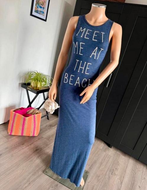 CATWALK JUNKIE maxi dress met tekst maat XS/S, Kleding | Dames, Jurken, Zo goed als nieuw, Maat 36 (S), Blauw, Onder de knie, Ophalen of Verzenden