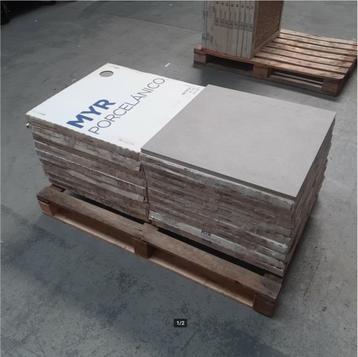 SALE! Restpartij tegels, Grijs, 59,5 x 59,5 cm, 26m2, Nr91 beschikbaar voor biedingen
