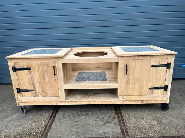 Mooie degelijke eikenhouten buitenkeuken., Tuin en Terras, Buitenkeukens, Nieuw, Houtskool, Vrijstaand, Ophalen