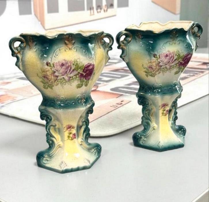 2x Antiek 1950 franse Vaas Vazen Barok Barrok Porselein, Antiek en Kunst, Antiek | Vazen, Ophalen of Verzenden