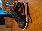 Zgan nike air jordans maat 33, Kinderen en Baby's, Kinderkleding | Schoenen en Sokken, Ophalen of Verzenden, Zo goed als nieuw