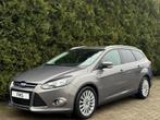 Ford Focus Wagon 1.0 EcoBoost Titanium Navigatie, Auto's, Gebruikt, Zwart, Bruin, Handgeschakeld