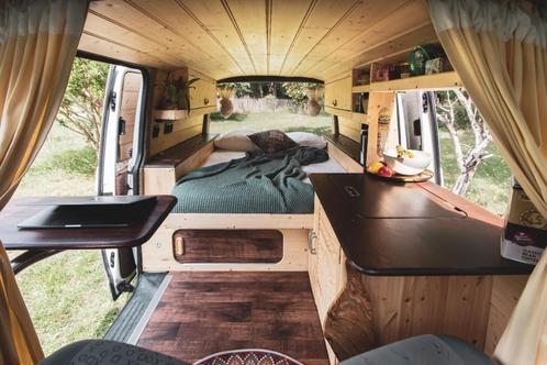 Houten Droom Camper (Bruce) - VW T5 1.9 TDI 340 MHD, Auto's, Volkswagen, Particulier, Transporter, Airbags, Bluetooth, Centrale vergrendeling