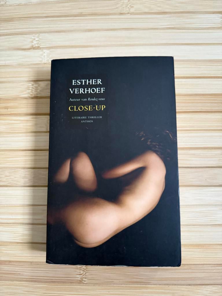 Esther Verhoef - Close Up (Leesboek), Boeken, Ophalen of Verzenden, Gelezen, Nederland