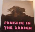 Essential Logic > Fanfare in the Garden, Gebruikt, 7 inch, Single, Ophalen of Verzenden
