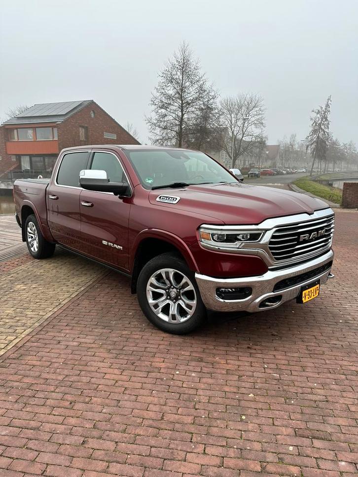 Dodge Ram Longhorn 2022 120L LPG APK 5-‘27 33.000km Luchtver, Auto's, Bestelauto's, Particulier, 360° camera, Achteruitrijcamera