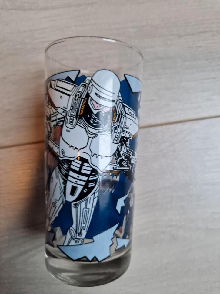 glas robocop longdrinkglas longdrink 1987 frisglas pepsi, Verzamelen, Film en Tv, Zo goed als nieuw, Ophalen of Verzenden