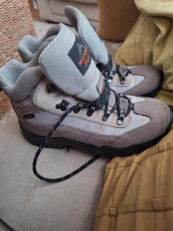 Mountain Peak Wandelschoenen Maat 38 beschikbaar voor biedingen